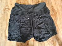 Schwangerschaft Umstandsshorts Gr 38 H&M Mama Kurze Hose Kiel - Mitte Vorschau