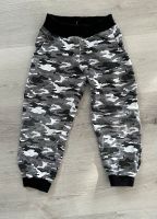 Joggers Jogginghose angeraut handmade Camouflage Gr. 98/104 Schleswig-Holstein - Kellinghusen Vorschau