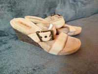 Skechers Keilsandaletten Gr. 40 NEU Bayern - Lauter Vorschau