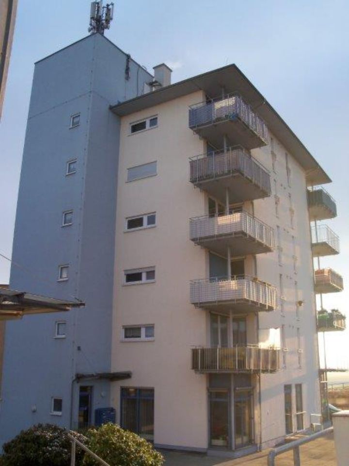 geräumige 1 Raum Wohnung mit EBK und Balkon in Zwickau