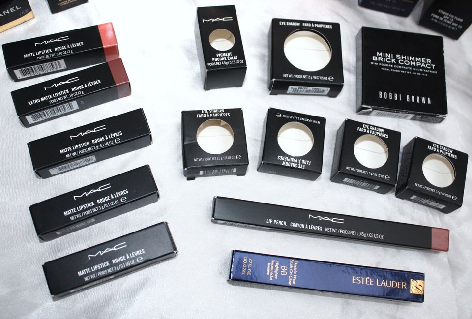 High End Kosmetik OVP Leer Karton Verpackung Chanel MAC Tilbury in Dortmund