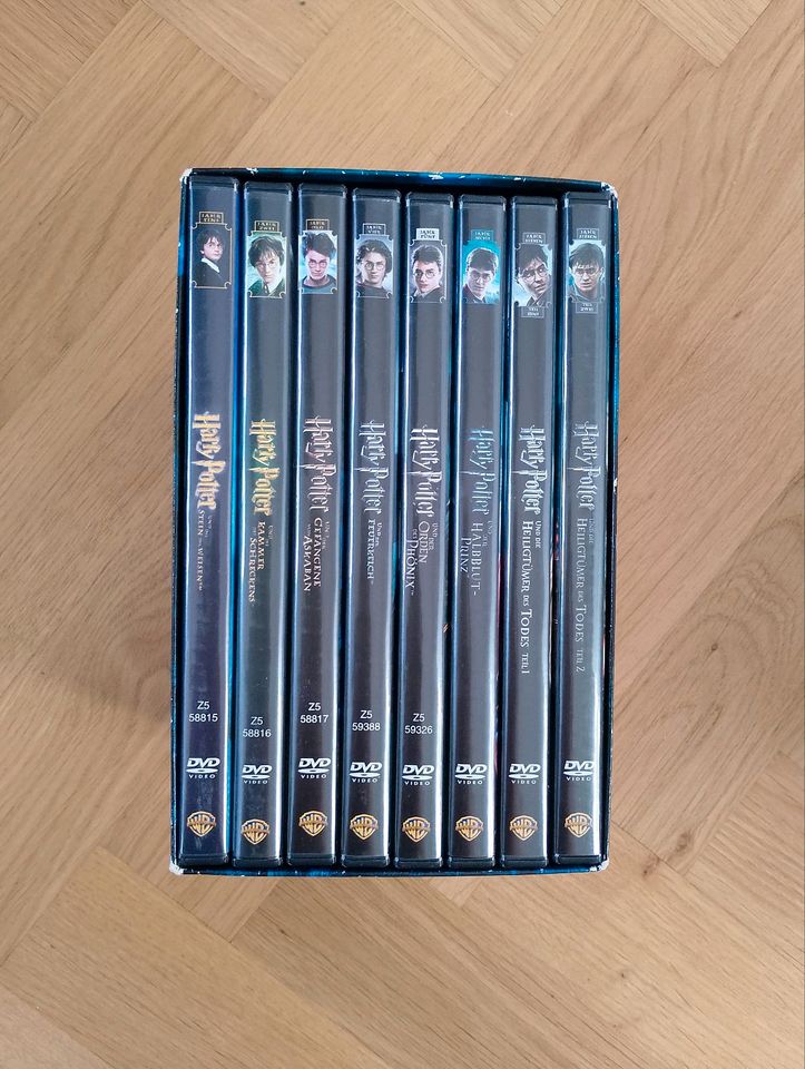 Harry Potter DVD-Box Teile 1-7 8 DVDs Complete Collection in Potsdam