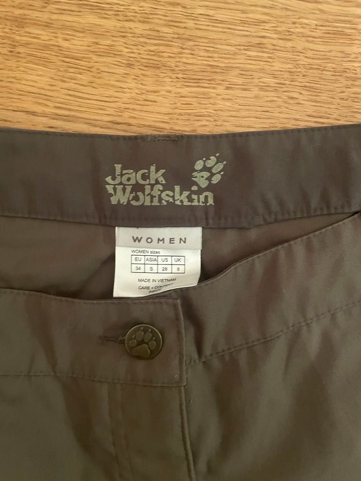 Neue Hose Jack Wolfskin Damen S in Frankfurt am Main