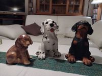 Hund Keramik Porzellanfigur Hundefigur Deko 2 Stück Niedersachsen - Uelzen Vorschau