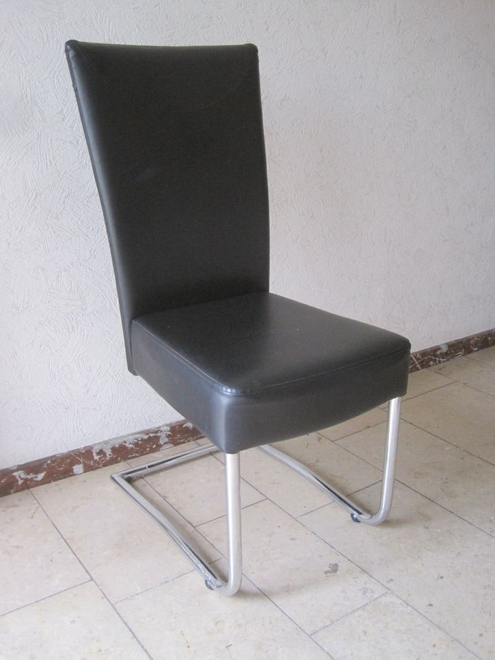 Stühle weiß und schwarz Stuhl Kunstleder je 2 Stück in Netphen