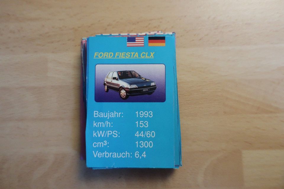 Retro-Sammelkarten Autos und Flugzeuge aus den 1990er Jahren in Rostock