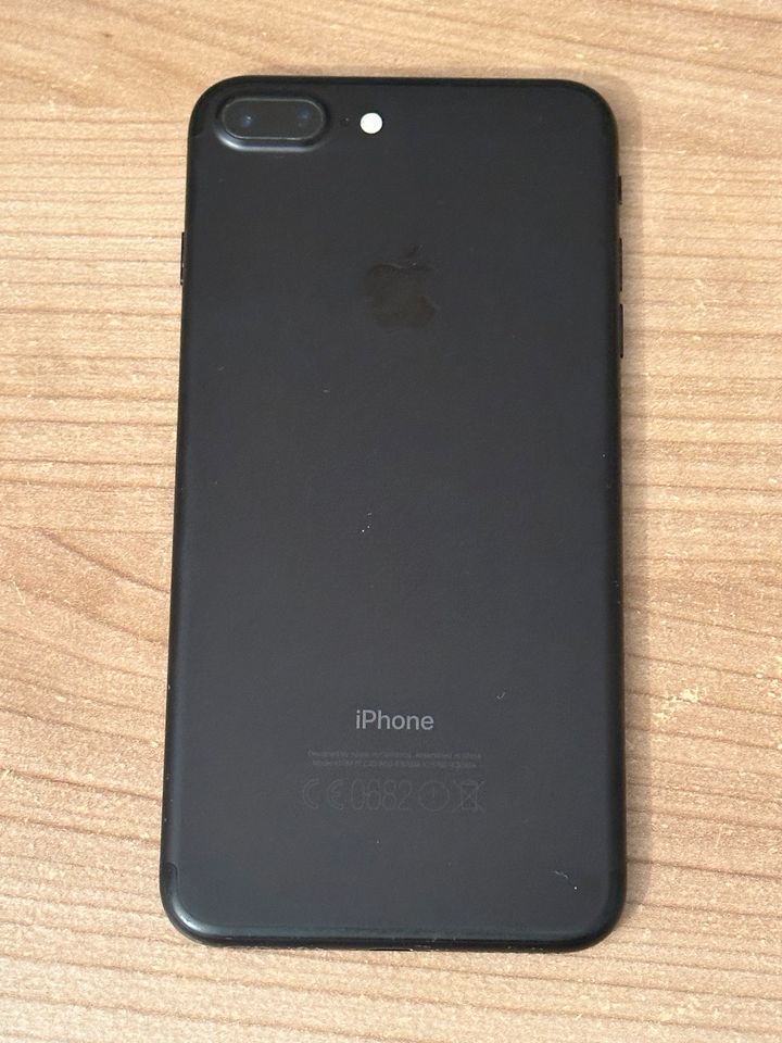 iPhone 7 Plus schwarz 128 GB in Hannover