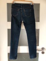 Dunkelblaue Jeans von C.I.C. in Größe 28/30 Niedersachsen - Gehrden Vorschau