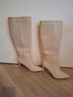 Stiefel Leicht Gefüttert mit Pfennigabsatz Beige 38 Baden-Württemberg - Freiburg im Breisgau Vorschau