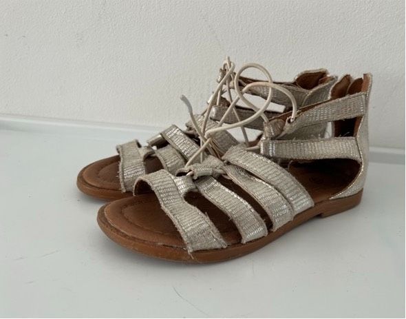 Schnür Sandalen 29 in Sankt Augustin