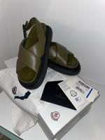 Original Moncler Solarisse Sandalen Damen Neu OVP Zertifikat 37 Kr. München - Garching b München Vorschau