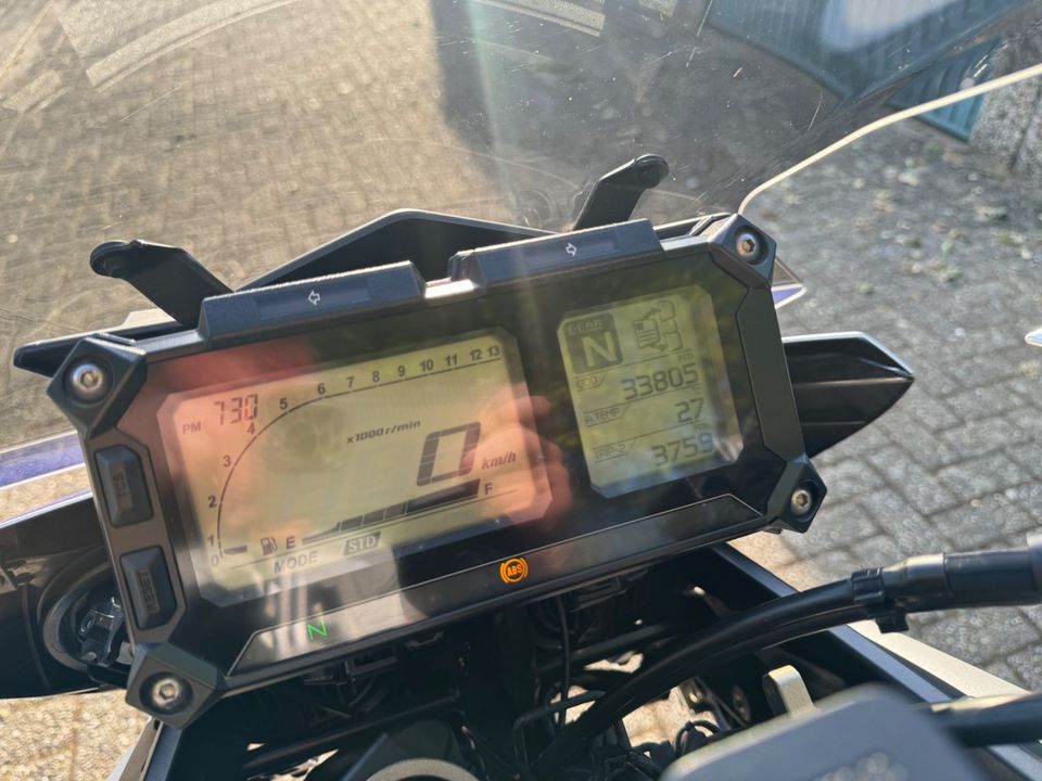 Yamaha MT09 Tracer (LeoVince, quickshifter) TOP!! in Bocholt