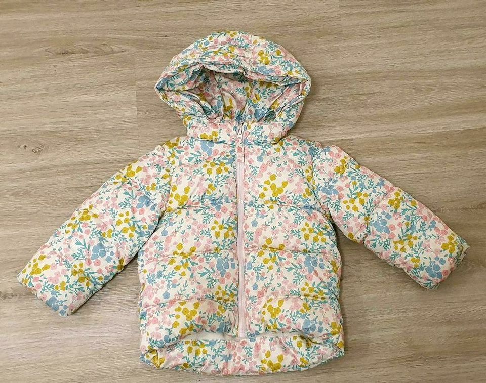 H&M Winterjacke Gr.80 Blumen sehr warm in Künzelsau