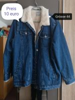 Verkaufe eine Jeansjacke Nordrhein-Westfalen - Krefeld Vorschau