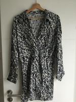 Stradivarius Blusenkleid L Leopard Baden-Württemberg - Waghäusel Vorschau
