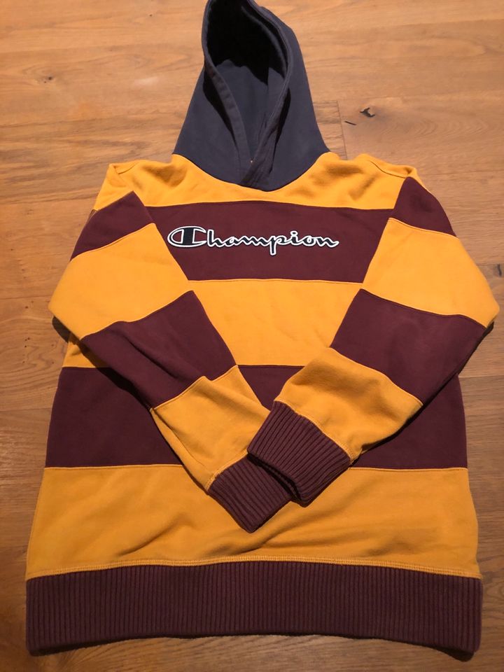 Hoodie Kids Champion orange-bordeaux Größe 152/167 in Baden-Württemberg -  Ulm | eBay Kleinanzeigen ist jetzt Kleinanzeigen | Hoodies