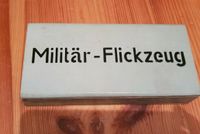 Militär-Flickzeug  alt Holzkiste Kiste Sachsen - Pockau Vorschau