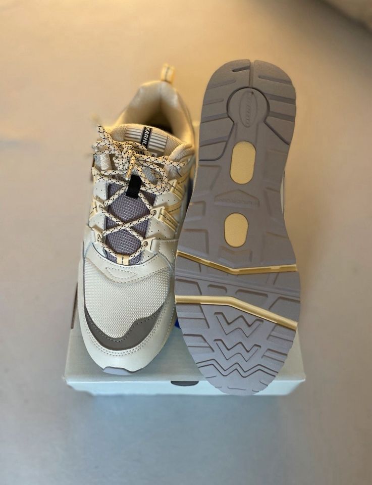 Karhu Fusion 2.0  Größe 44  Lily White / Impala * neu in Köln