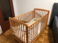 Babybett/ Gitterbett mit Matratzen und Bettbezug Niedersachsen - Hildesheim Vorschau