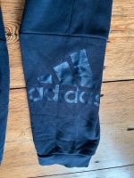 Adidas Jogginghose dunkelblau Gr. S Friedrichshain-Kreuzberg - Kreuzberg Vorschau