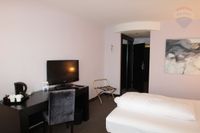 REMAX! Hotel Zimmer in Victor´s Residenz Hotel Rosenhof zu verkaufen. Saarbrücken-West - Burbach Vorschau