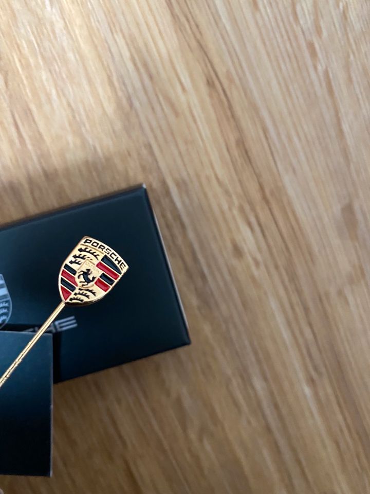 Porsche Krawattennadel, Pin,Notizbuch,USB Stick, Kofferanhänger in Stuttgart