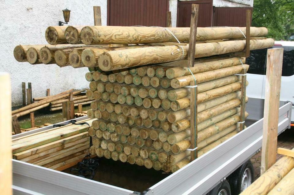 Palisaden Rundhölzer Stangen Holz 14 x 400 cm imprägniert in