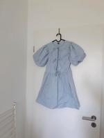 Hellblaues Sommerkleid mit Puffärmeln und Schleifendetails H&M XS Berlin - Lichtenberg Vorschau
