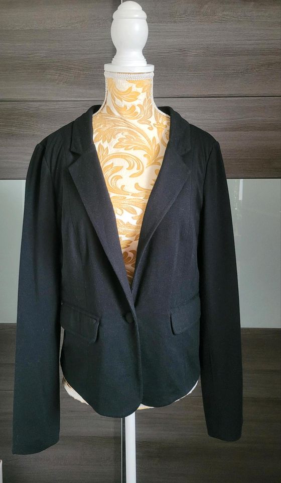 Blazer schwarz Sterne Gr. M in Recklinghausen