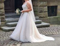 Brautkleid A-Linie Preis VB (Marke Bianco Evento) Gr. 38/40 Nordrhein-Westfalen - Kreuztal Vorschau