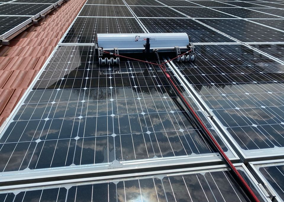 PV-Reinigung/Photovoltaikreinigung/Solarreinigung in Hohenwarth