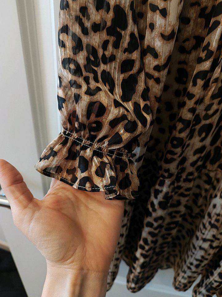 Kleid Leopardkleid Leopard locker oversized in Wittlich