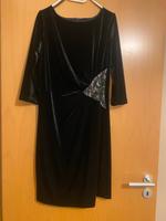 Schwarzes Samt Cocktailkleid kurz Gr.40 Berlin - Mitte Vorschau