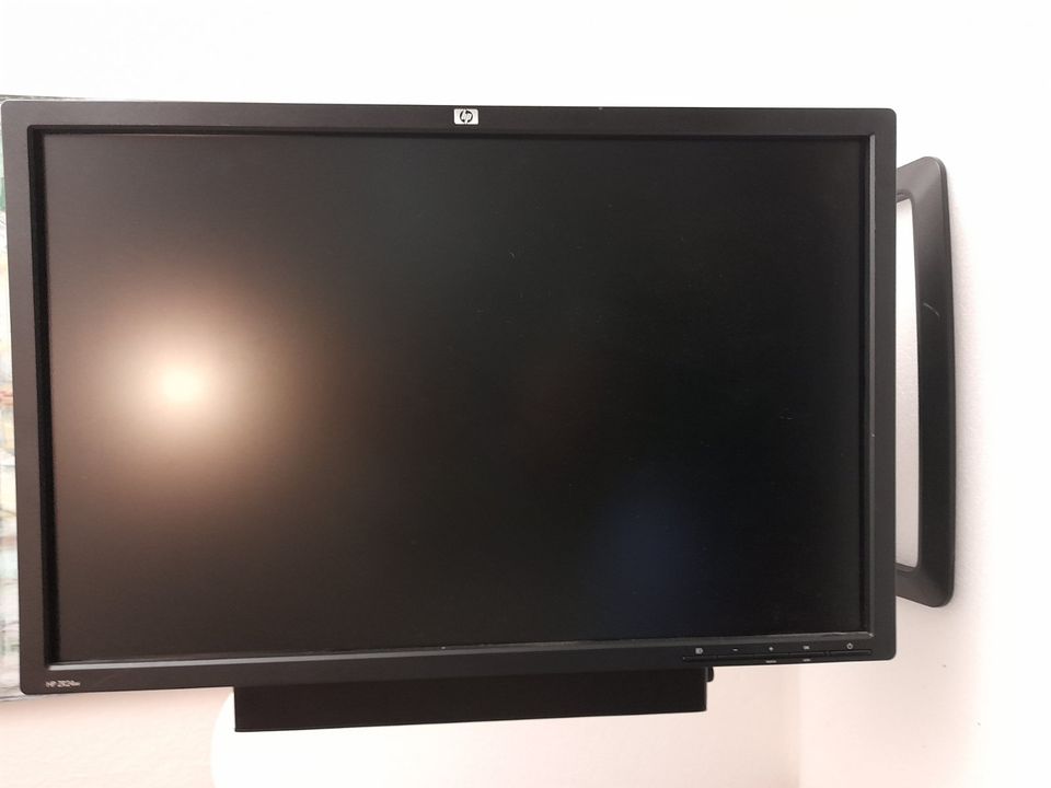 HP Monitor ZR24W 24" Zoll 16:10 1920x1200 5ms 1000:1 in Neu-Isenburg