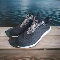 ADIDAS Gymbreaker Bounce 39 (40) schwarz Trainingsschuhe Sneaker Bayern - Freising Vorschau