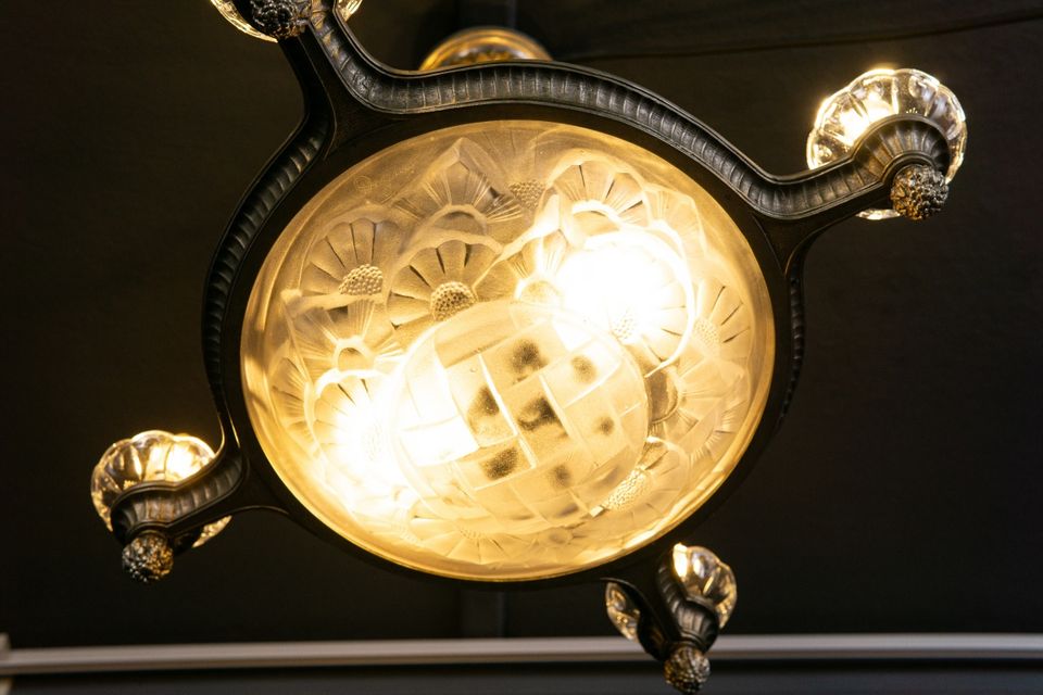 Art Deco Kronleuchter Degue' Leuchte Licht Lampe Antik Alt MÖBLIN in Berlin