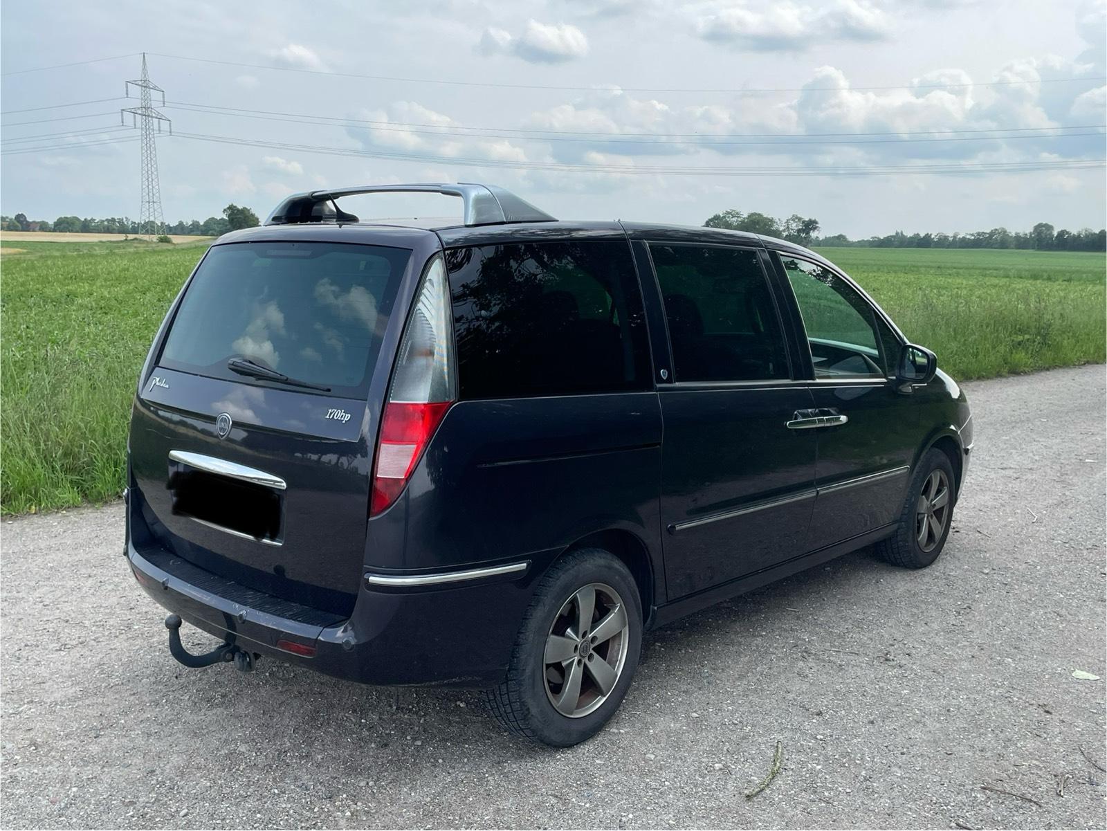 Abbildung des Autos Lancia 2.2 Diesel Automa…