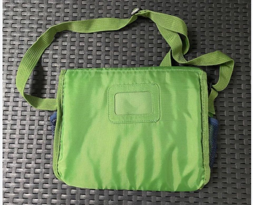 Fabrikneue Kindertasche (30 cm x 22 cm) in Wiesloch