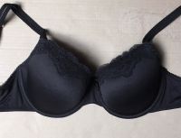 Hunkemöller Bügel BH Schalen BH schwarz Spitze Gr. 80D Rheinland-Pfalz - Pirmasens Vorschau