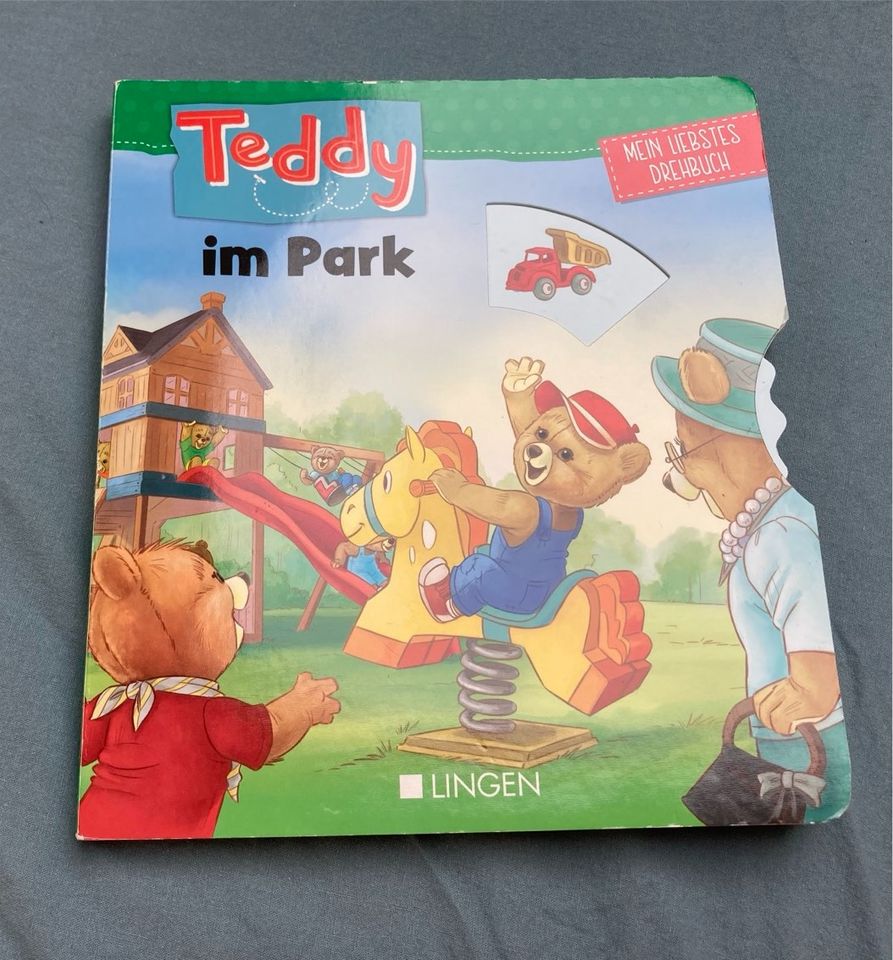 Teddy im Park Buch in Hohenmölsen