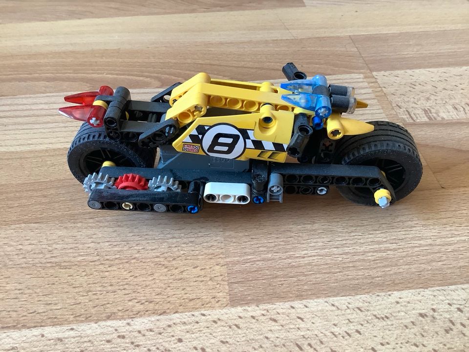 Lego Technik 42058 Stunt Motorrad in Halle