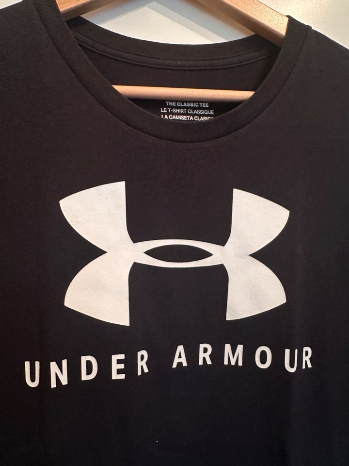 T-Shirt Under Armour XS in Gerlingen