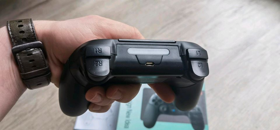 Gamepad für Playstation 4 (PS4 Pro) OVP in Bielefeld