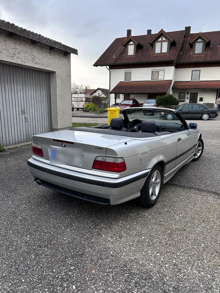 BMW 318i Cabrio 318i in Burgkirchen