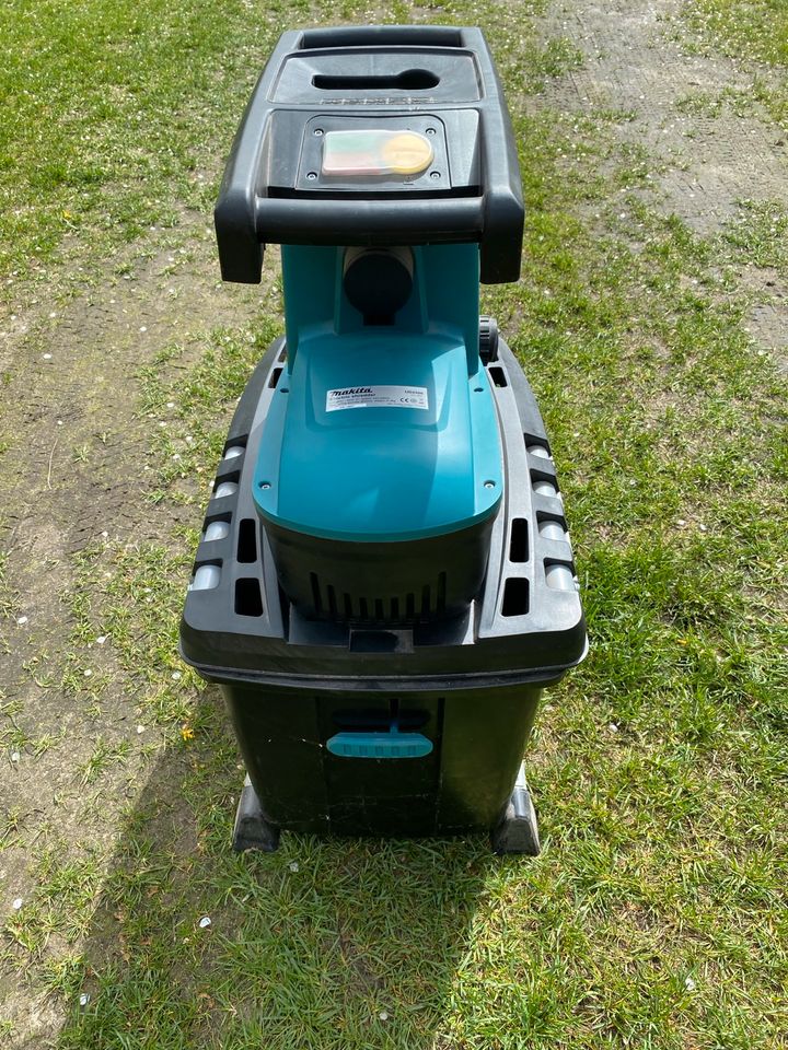 Makita Electric Shredder UD 2500 in Nuthe-Urstromtal