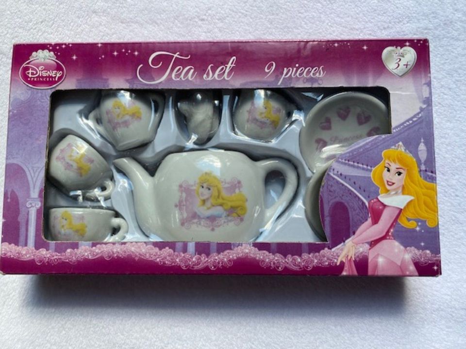 Tea-Set Miniaturen Disney: Dornröschen und Winnie Pooh in Hannover