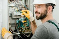 Wir suchen für unsere Qualifizierten Elektriker einen Auftrag Frankfurt am Main - Nordend Vorschau