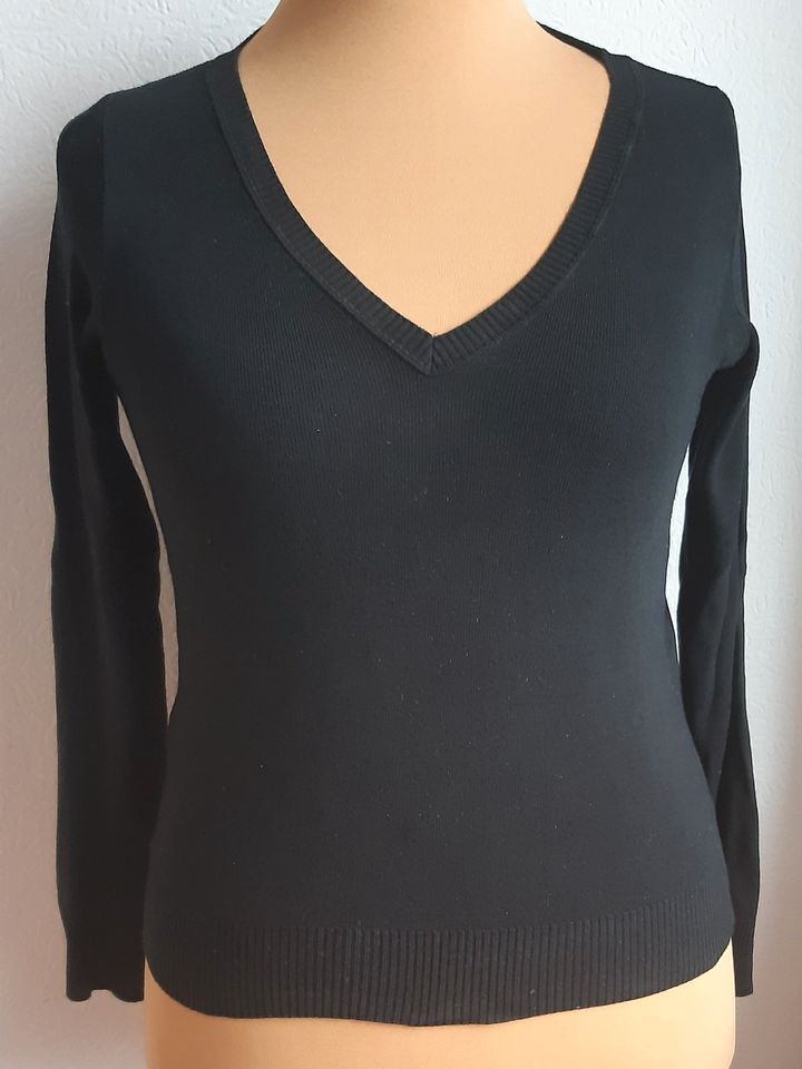 Damen Pullover Benetton schwarz Gr. M in Offenbach