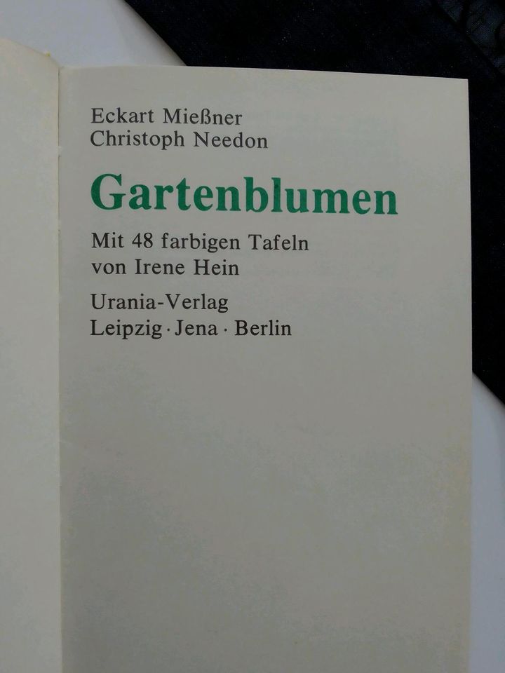 Taschenbuch Gartenblumen Meißner needon in Striegistal