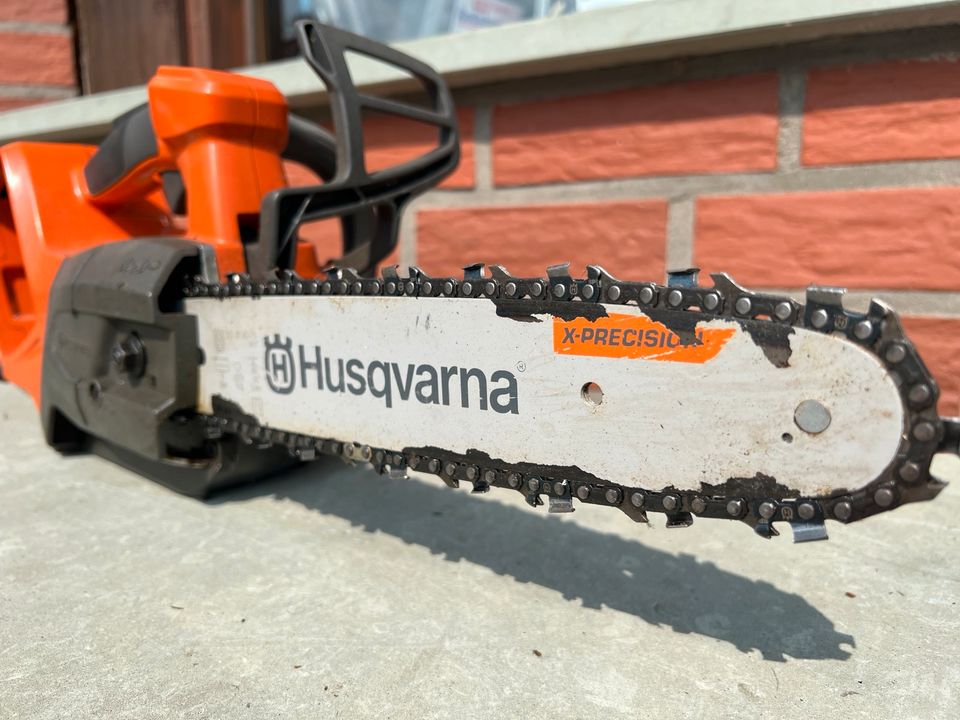 Husqvarna T540iXP Top-Handle Säge Motorsäge Kettensäge in Geseke